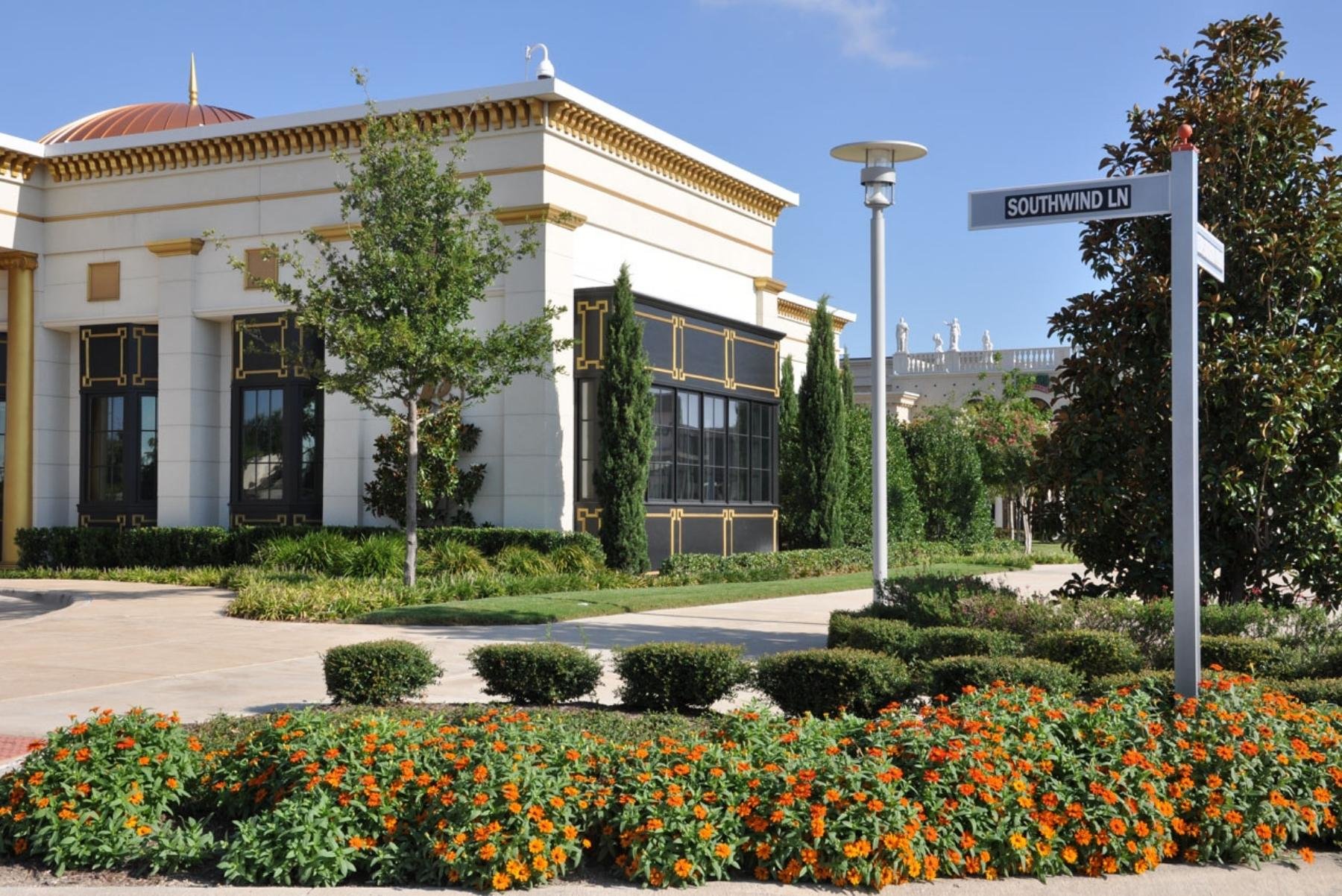Shopping Center Color Program, Frisco, TX