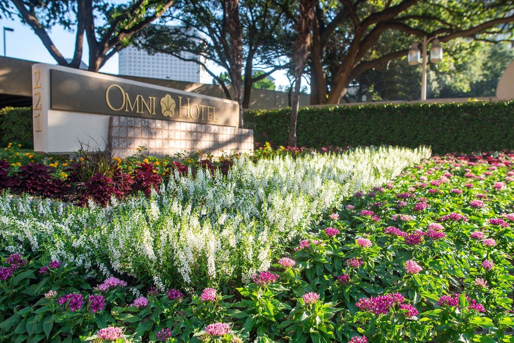 Resort Garden Walk, San Antonio, TX