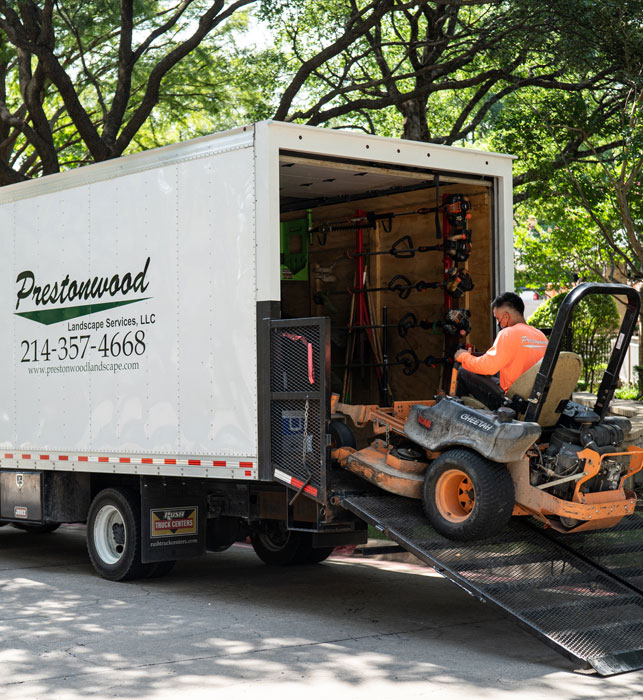 Prestonwood commercial landscape maintenance training