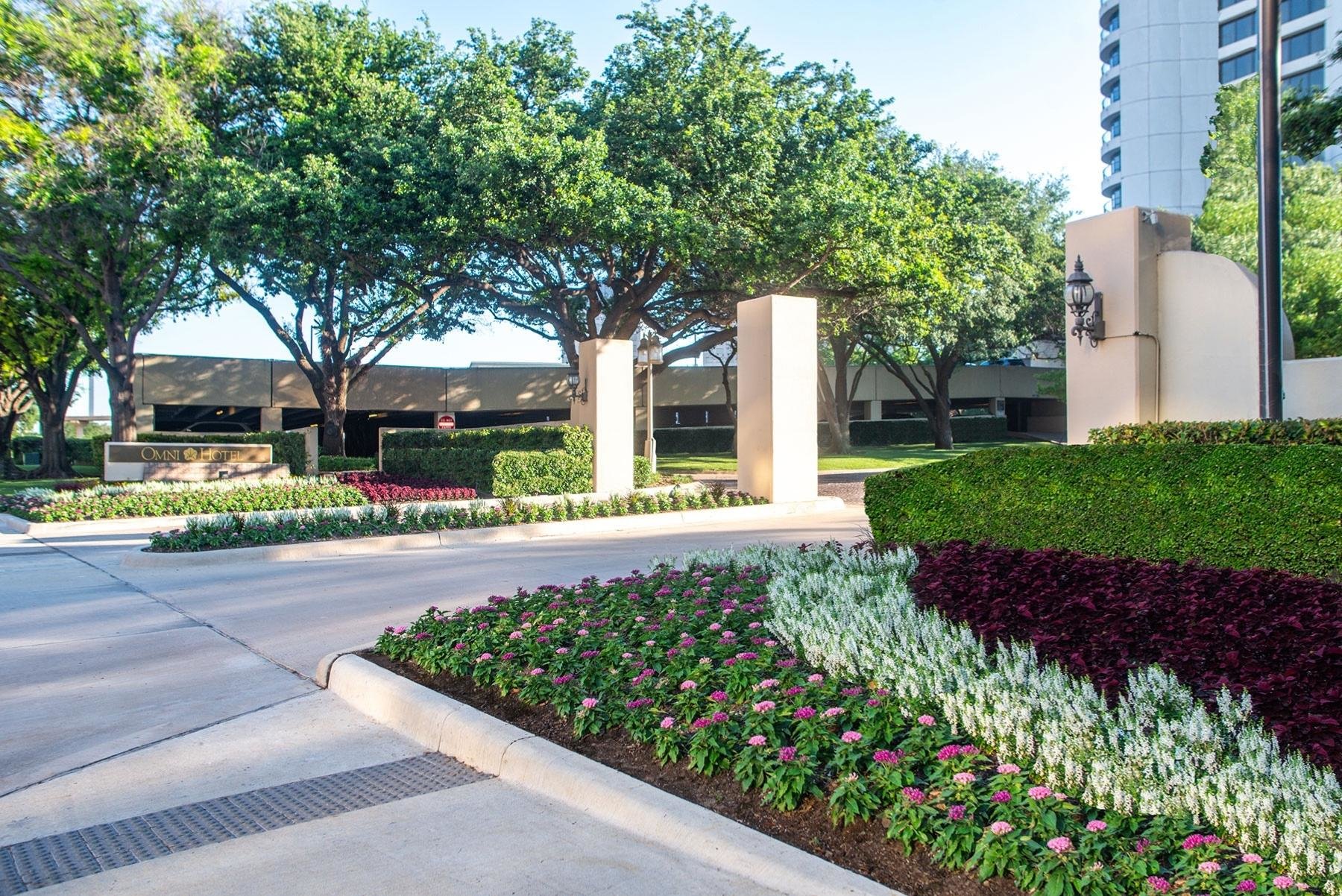 Community Entrance Monument, Lewisville, TX